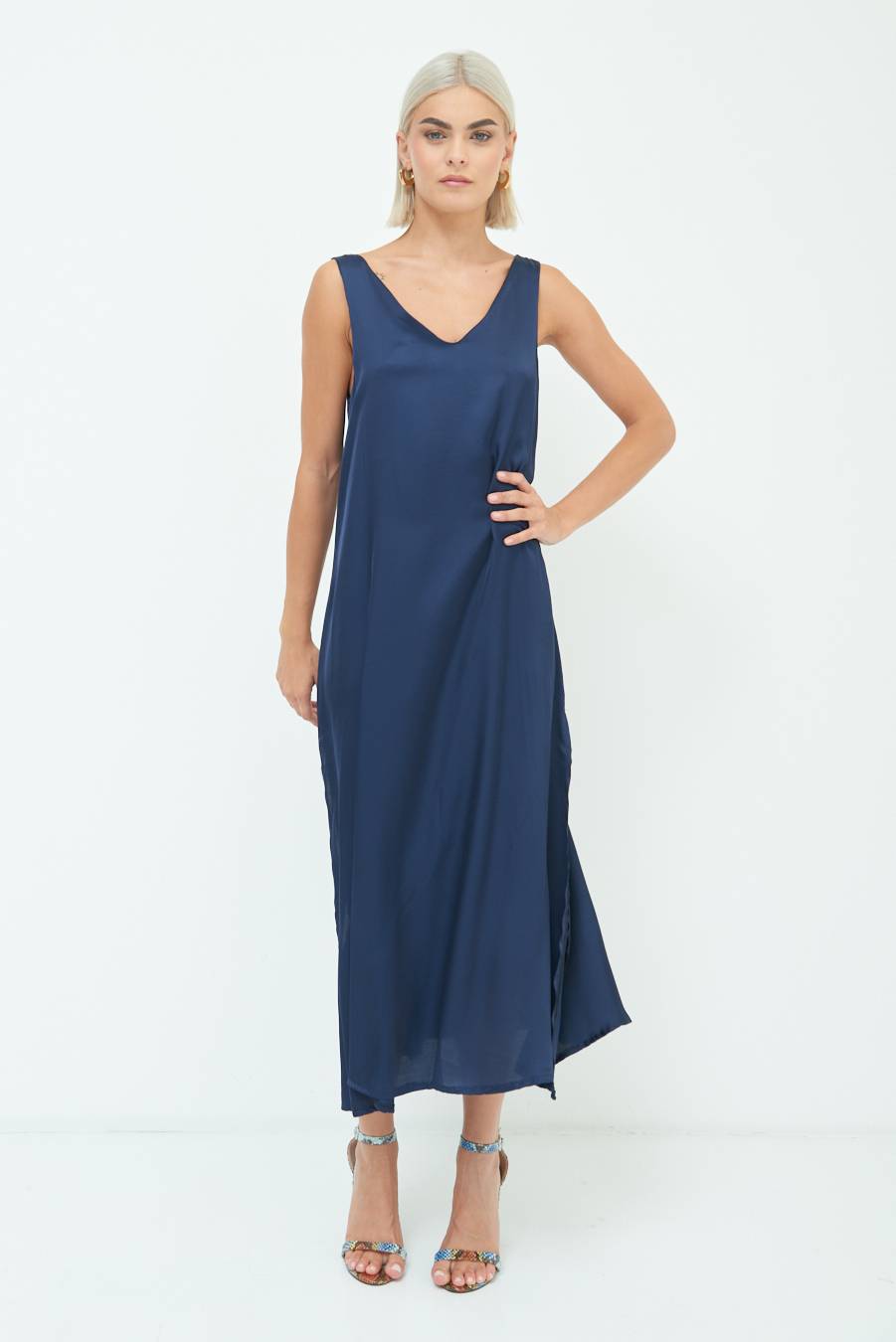 Kikisix ABITO LUNGO SMANICATO CON SPACCHI BLU Outlet