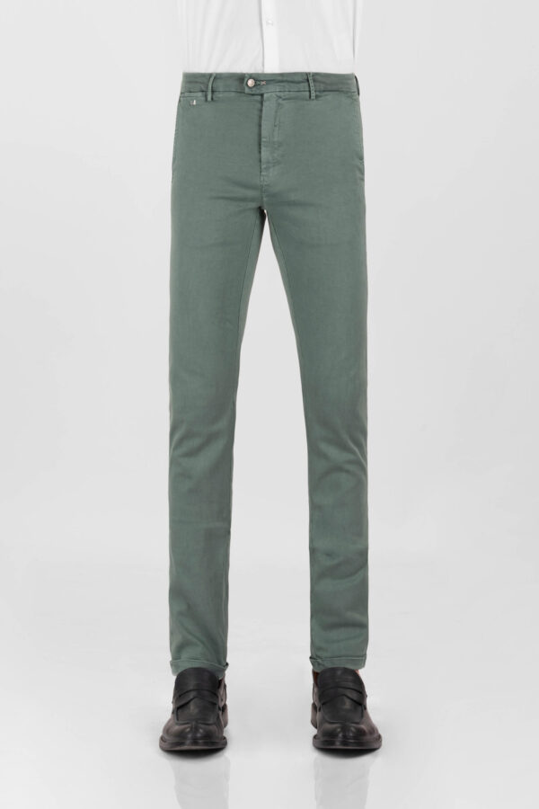 Sartoria Tramarossa PANTALONE LUIS SLIM IN GABARDINA LEGGERA DI COTONE STRETCH VERDE Shopping Online